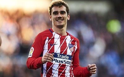 南亚体育-卢卡库狂奔米破门！速度碾压后卫